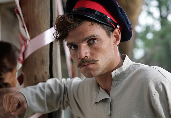 Artem-Alekseev-2-Poka-stanica-spit