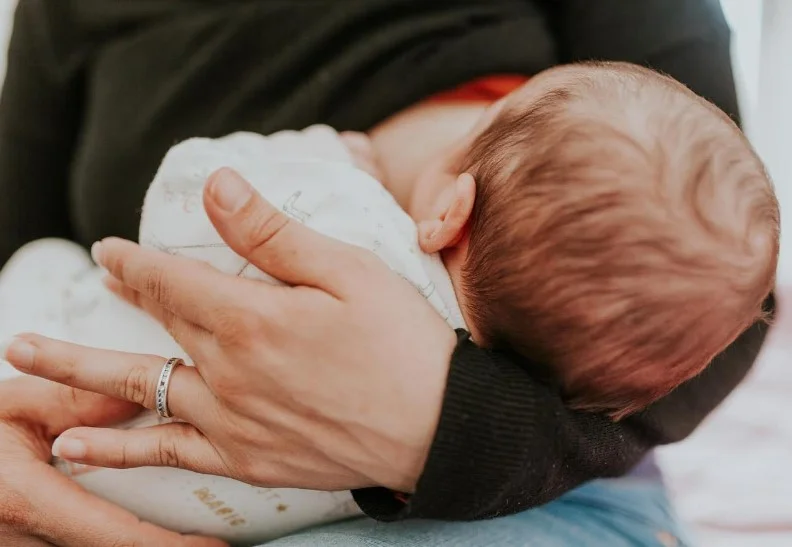 klinicnii-fenomen-abdominalna-pozamatkova-vagitnist-shho-dosiagla-donosenogo-terminu-c825b66f