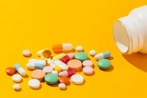 dostupni-liki-na-azs-ta-v-likarnianix-aptekax-novi-pravila-farmrinku-33d94ca1