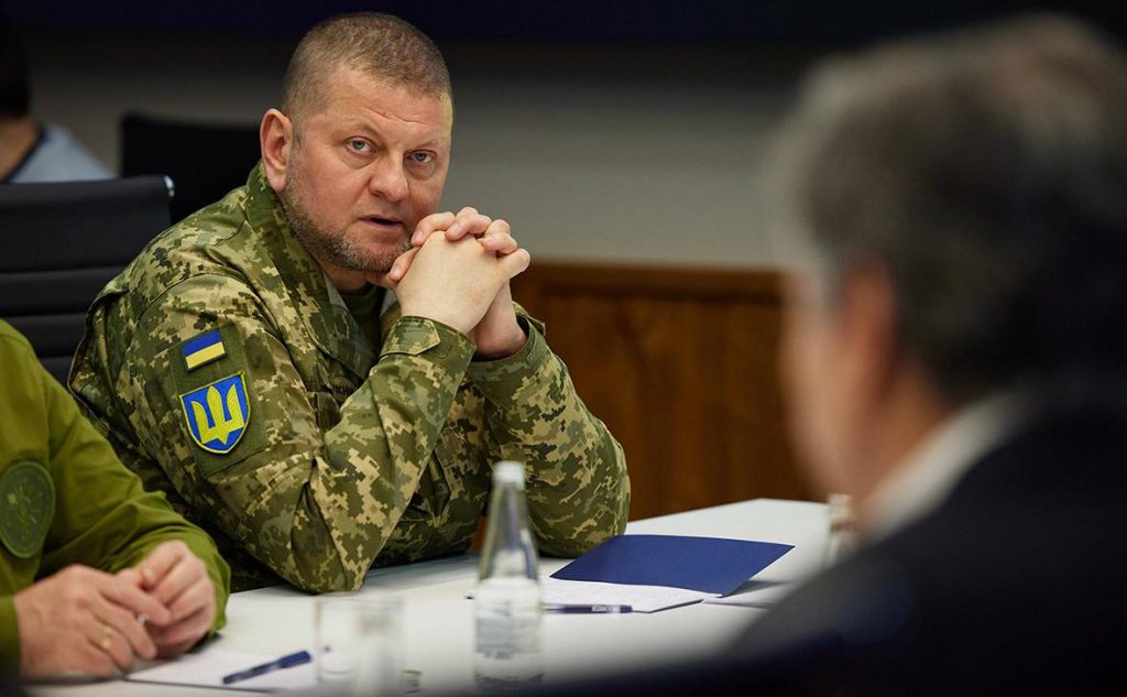 Валерий Залужный Родители Национальность: подробная биография и семья