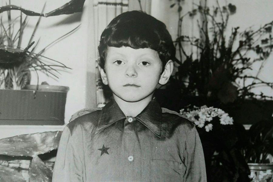 Валерий Залужный Родители Национальность: подробная биография и семья