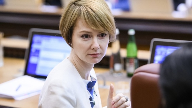 Хто Така Лана Зеркаль: Біографія і Кар'єрний Шлях