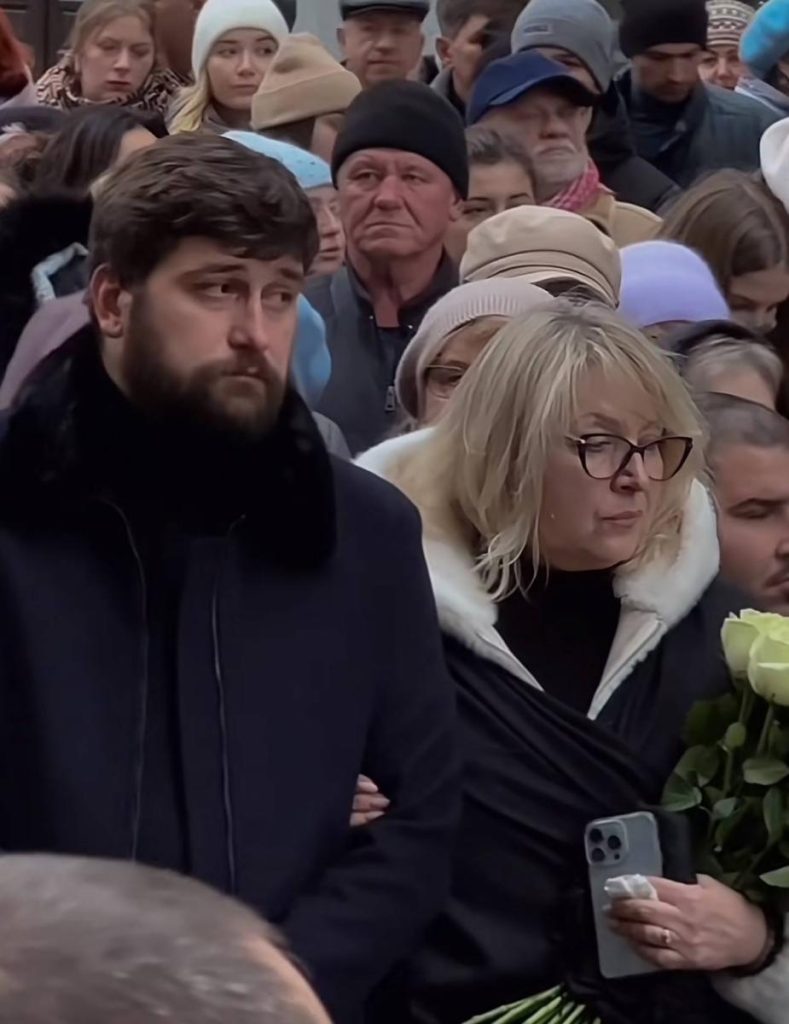Степан Гига Семья Фото: подробный взгляд на личную жизнь и карьеру артиста