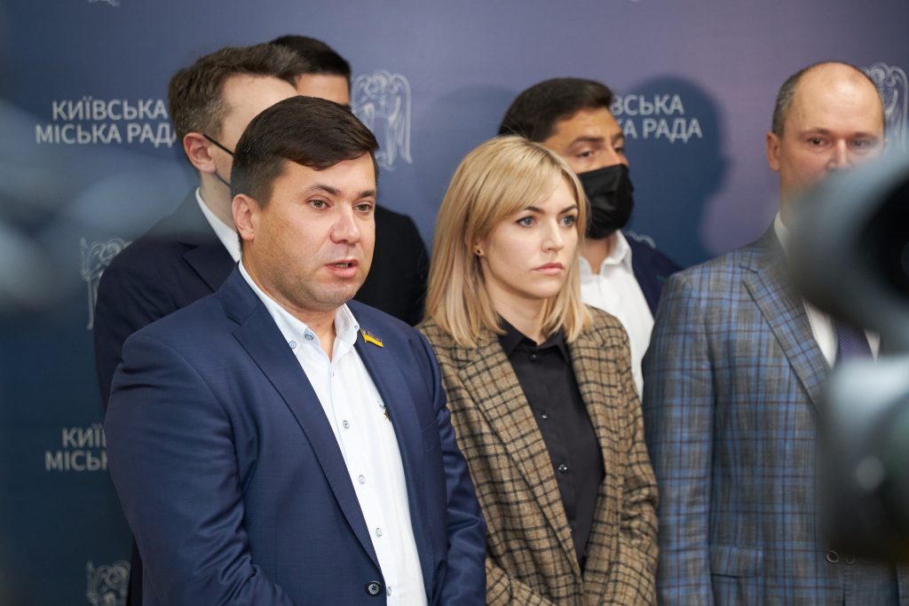 Андрій Вітренко Батьки: биография, личная жизнь и профессиональный путь